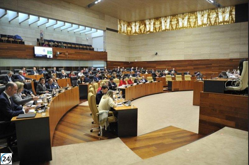 Vox y PP de Extremadura exigen derogar la Ley de Protección Animal por atentar contra el mundo rural.