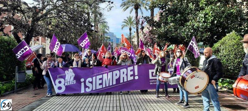 CCOO Extremadura elogia avances en igualdad en el 8M y enfatiza brechas salariales.