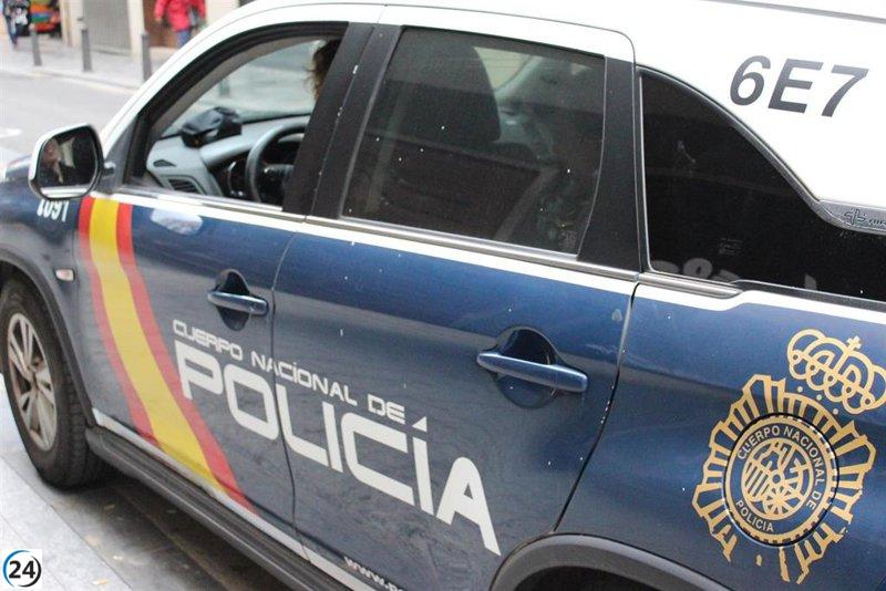 La Policía investiga coche abandonado tras tiroteo en Badajoz.