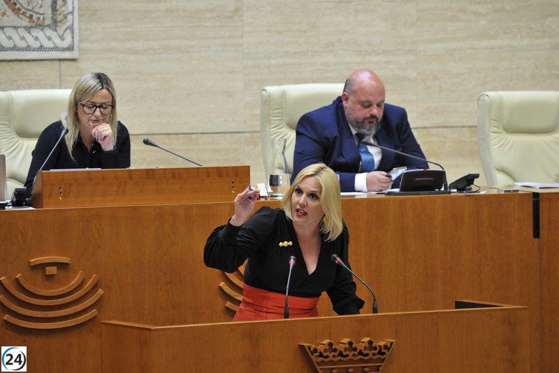 La Junta solicita al Gobierno una propuesta de financiación y se compromete con un sistema judicial basado en justicia, igualdad y solidaridad.