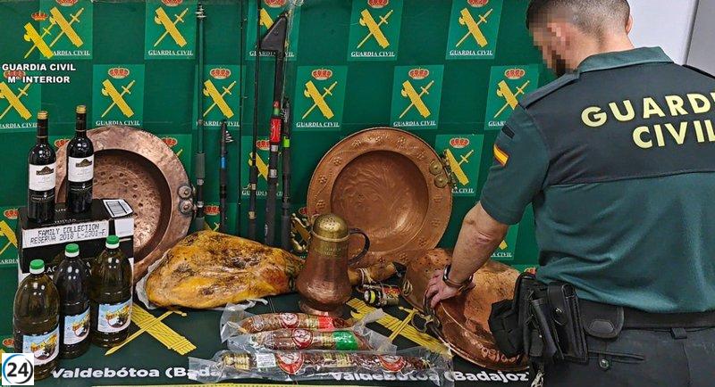 Cuatro detenidos por robar en varias viviendas en Cáceres y Salamanca.