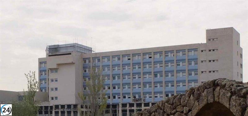 Grave accidente laboral: Trabajador cae de un tejado en Plasencia (Cáceres)