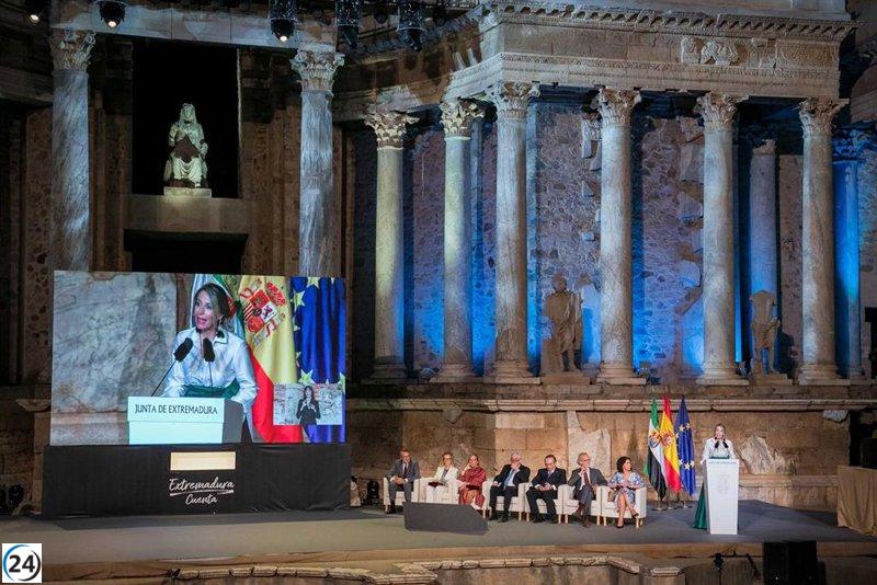 Las Medallas de Extremadura marcan el inicio de los festejos del Día de la Comunidad.