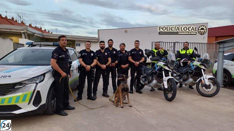 Agentes de la policía local de Mérida son enviados a Valencia para participar en labores de búsqueda de personas.