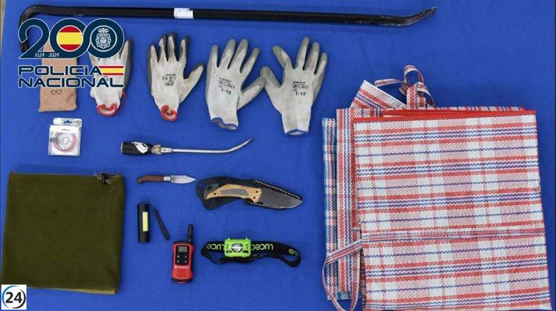 Vecino alerta y detiene a dos ladrones en un estanco de Plasencia.