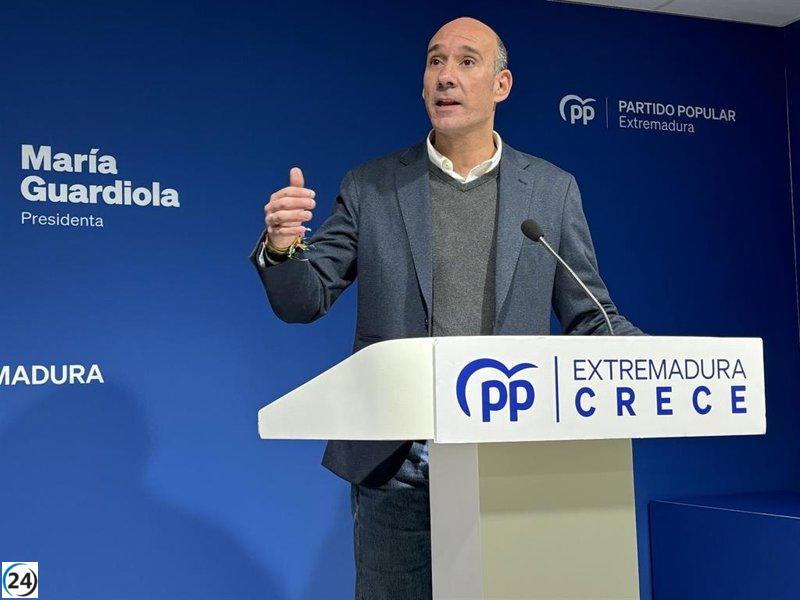 El PP acusa al PSOE de presentar enmiendas para respaldar las primarias de Gallardo.