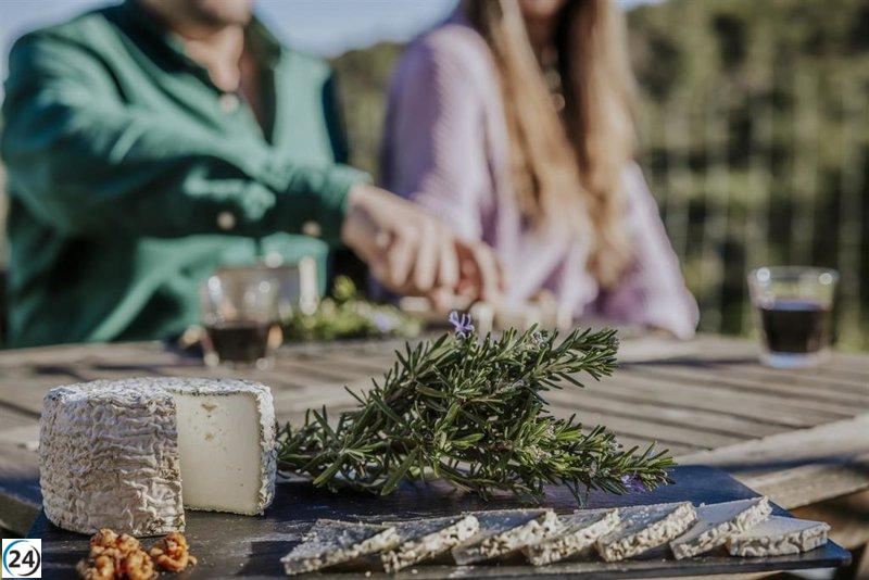 El sector turístico de Extremadura genera más de 28.100 empleos en febrero, liderando el crecimiento nacional en contratación.