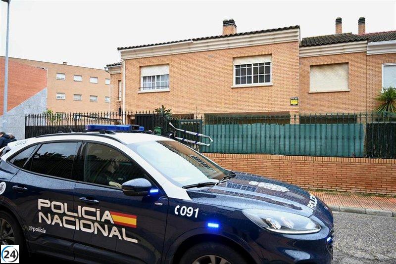Protesta en Badajoz por la Educadora Asesinada: Colegios y Sindicatos Se Unen en Condena