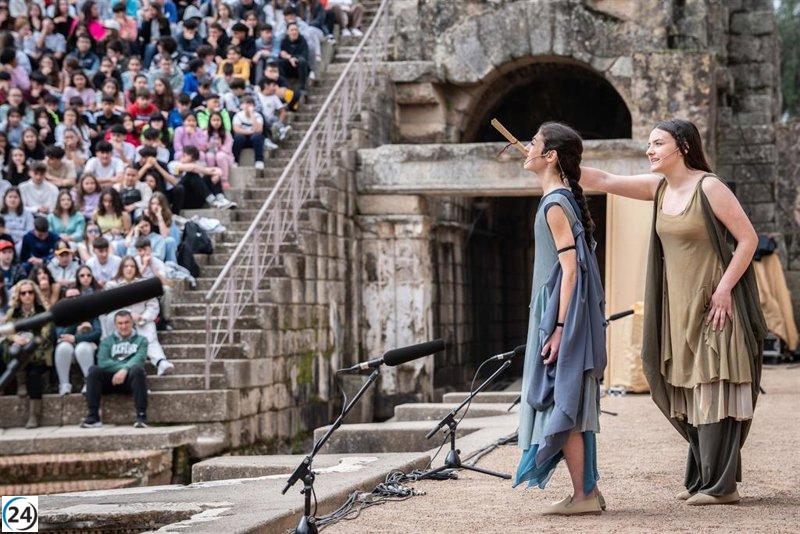 Inicia el Festival Juvenil de Teatro Grecolatino en Mérida con la participación de 12.000 estudiantes de 160 escuelas de España y Portugal.
