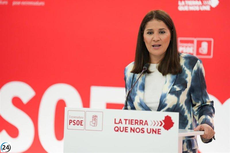 El PSOE critica la falta de apoyo a las empresas extremeñas por el escaso plan de internacionalización del Gobierno regional.