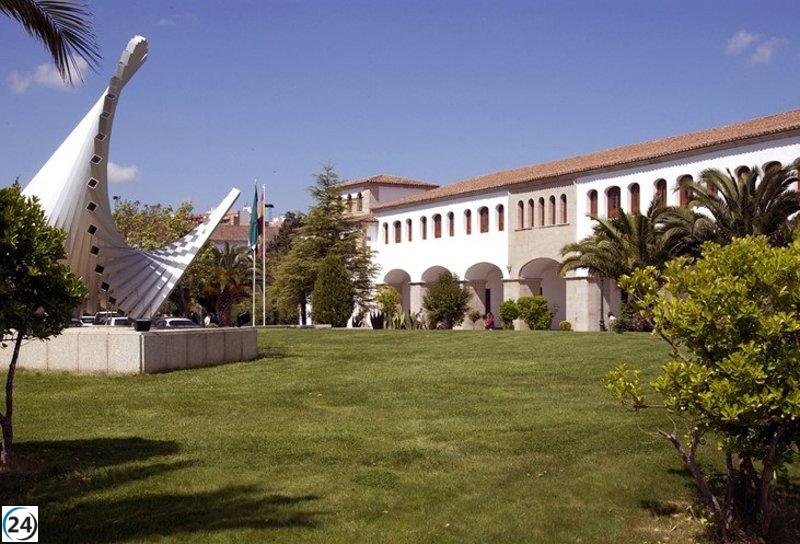 La Diputación de Cáceres anunciará hoy los ganadores de sus premios literarios, con 2.799 obras en competencia.