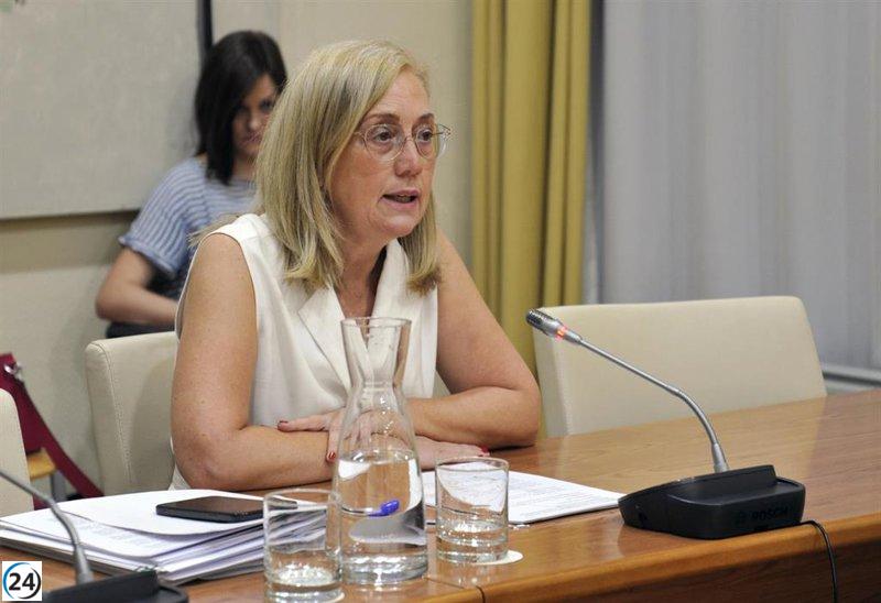 La Junta respalda sus reformas en protección infantil y justicia juvenil tras el estancamiento del PSOE.