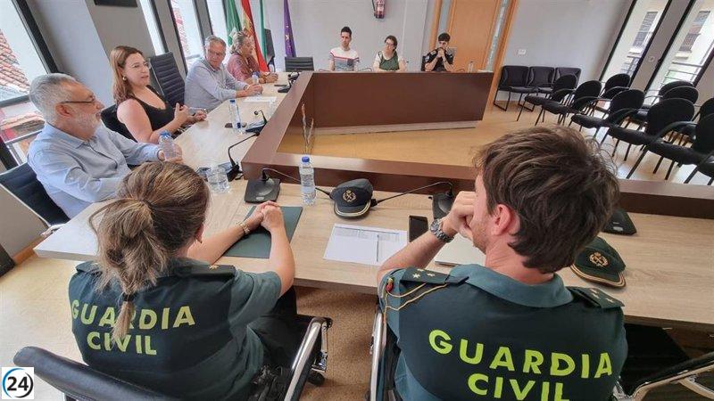 Guardia Civil de Sevilla investiga el origen del incendio en Olivenza.