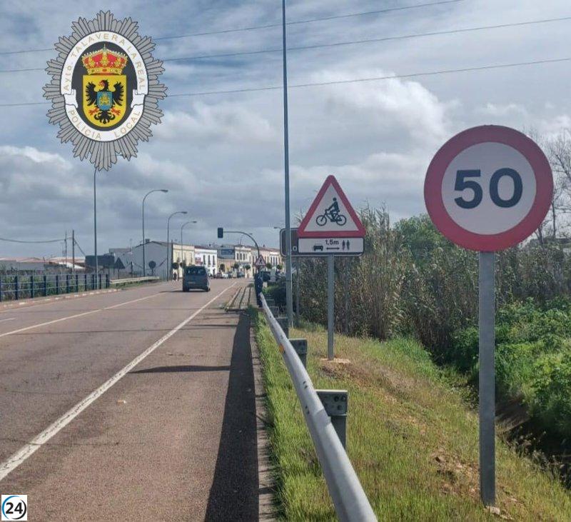 Detenido por exceso de velocidad en Talavera la Real: 124 km/h en zona de 50 km/h.
