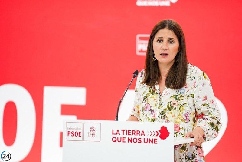 Gallardo sugiere al PSOE que actúe como acusación particular en los procesos judiciales.