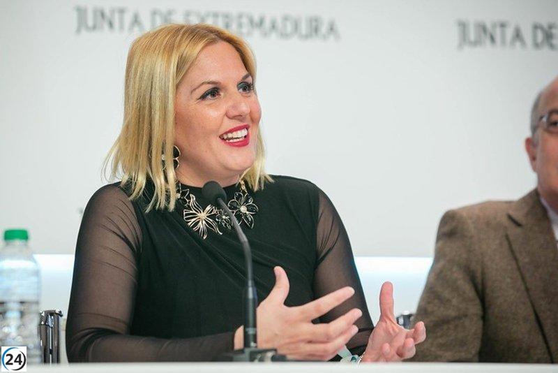 Manzano acepta la portavocía de la Junta en un momento crítico para el futuro.