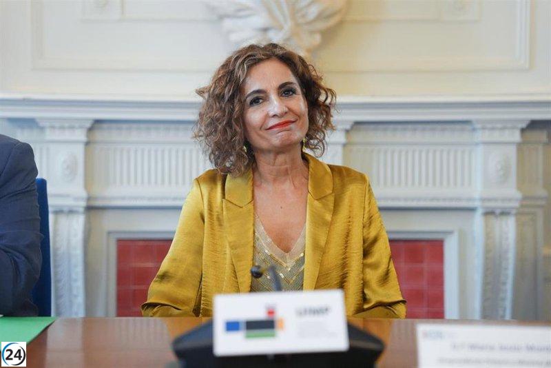 Extremadura recibe aviso de Hacienda sobre un aumento del 6,5% en sus fondos para 2026, alcanzando los 4.461 millones de euros.