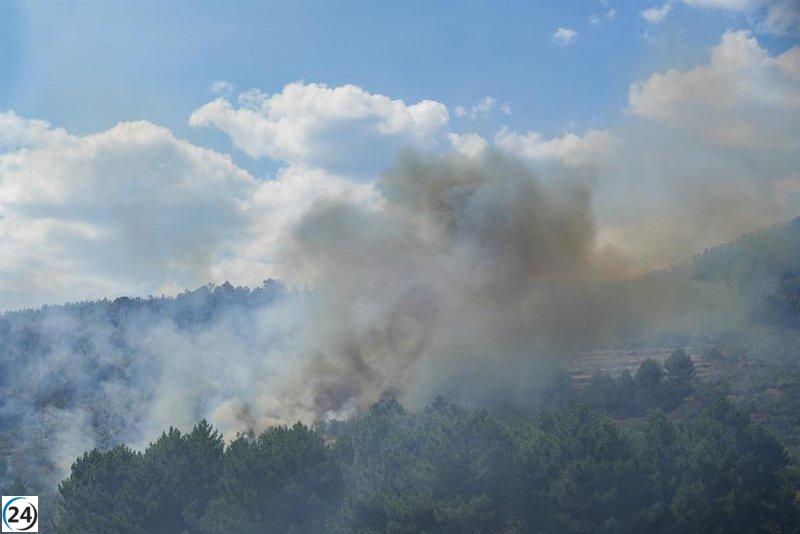 Las Hurdes: avance positivo en el incendio con la estabilización de Avellanar.