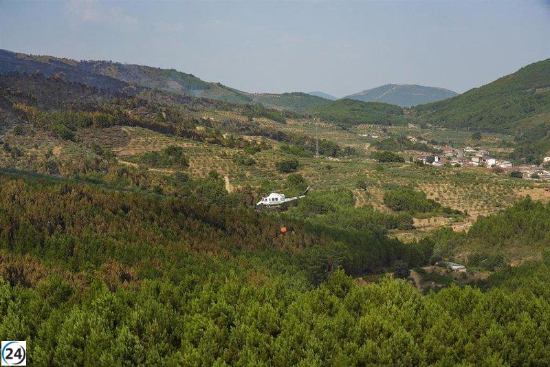 El incendio en Las Hurdes cede y los habitantes de Avellanar regresan a casa.