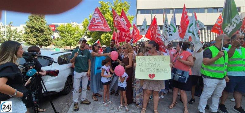 UGT exige a la Junta que establezca una mesa de diálogo para abordar el déficit de enfermeros del Sepad en verano.