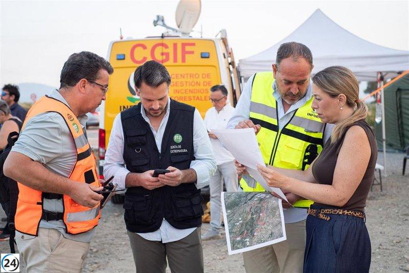 Incendio en Jarilla avanza descontrolado desde el norte y obliga a evacuar áreas cercanas a Hervás.