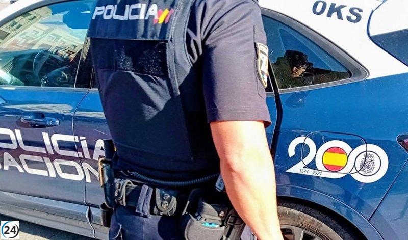 Detenido tras exhibir en redes sociales sus robos de autos en un parking de Badajoz.