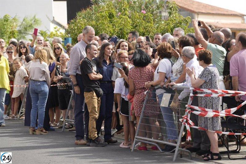Los Reyes visitan Extremadura para apoyar a las víctimas de los incendios estivales.