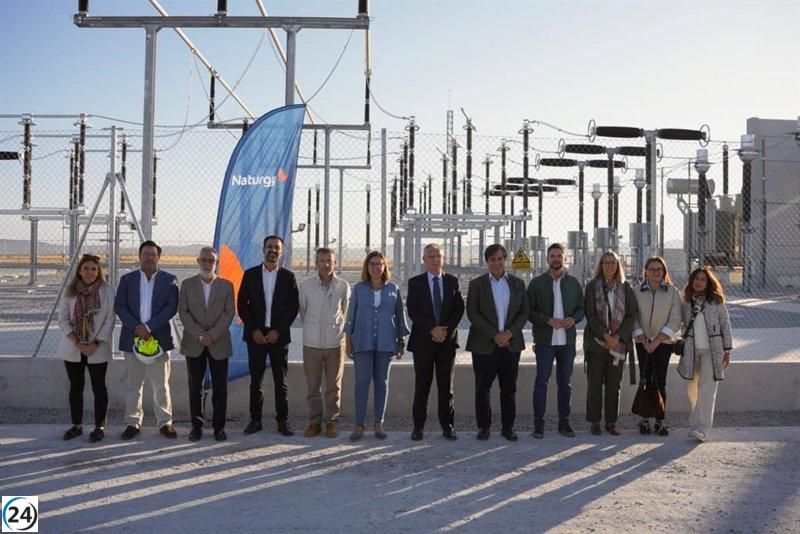 Naturgy inaugura su mayor planta solar en Aldeacentenera, programada para finales de 2026.