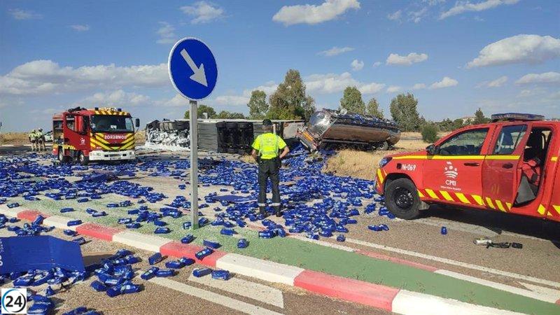 Grave accidente en Azuaga involucra a dos camiones y deja a dos heridos.