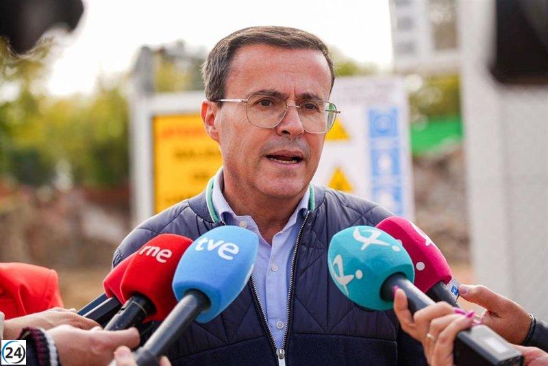 Gallardo confía en la extensión de contrato de Almaraz y cuestiona el clima negativo que rodea a Guardiola.