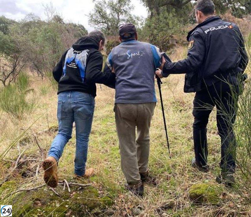 Anciano de 83 años, perdido en Plasencia tras salir a caminar, es rescatado al caer la noche.
