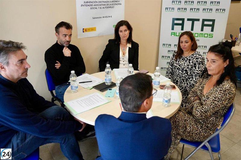 Gallardo impulsará inversiones y priorizará a los autónomos en proyectos clave.