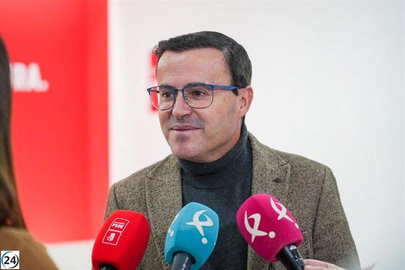 Gallardo asegura que el PSOE está listo para las elecciones con una campaña enfocada en Extremadura.