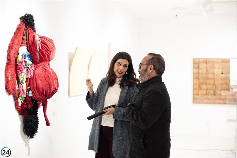 Belén Mazuecos, de Granada, se alza con el Premio de Artes Plásticas 'El Brocense' de la Diputación de Cáceres.