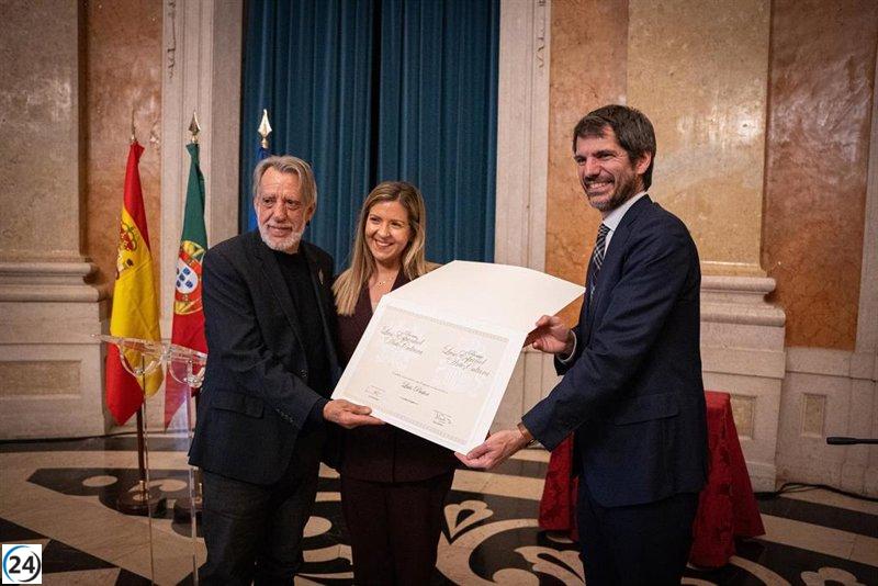 Luis Pastor recibe el Premio Luso-Español de Arte y Cultura 2024.