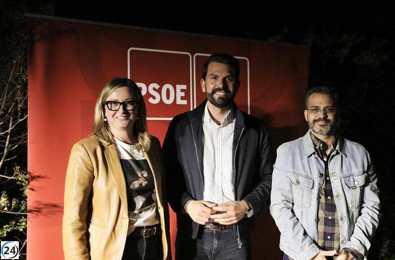 Blanca Martín y Sánchez Cotrina se asocian para fortalecer la diversidad en el proyecto del PSOE extremeño.