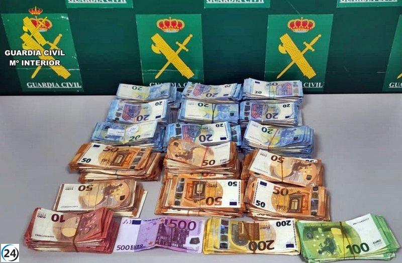Portugués intenta sacar 94.000 euros de España sin declarar y es intervenido en Badajoz.