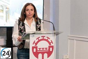 Literatos reconocidos asisten a la Feria del Libro de Mérida en mayo.