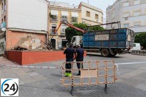 El Ayuntamiento de Mérida amplía la plaza demoliendo el solar de la Puerta de la Villa.