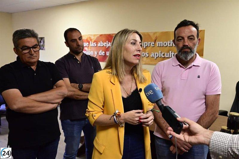 Guardiola propone crear sello de calidad para miel de Extremadura.