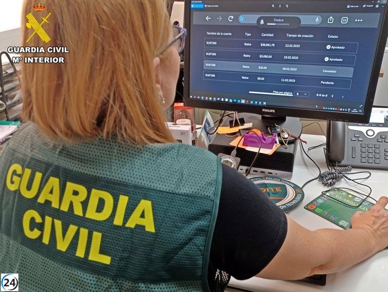 Dos estafadores detenidos en Badajoz por robar más de 7.700 euros en criptomonedas a un vecino.