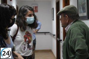 Unidas por Extremadura busca hacer de la región un referente en cuidados a los mayores.