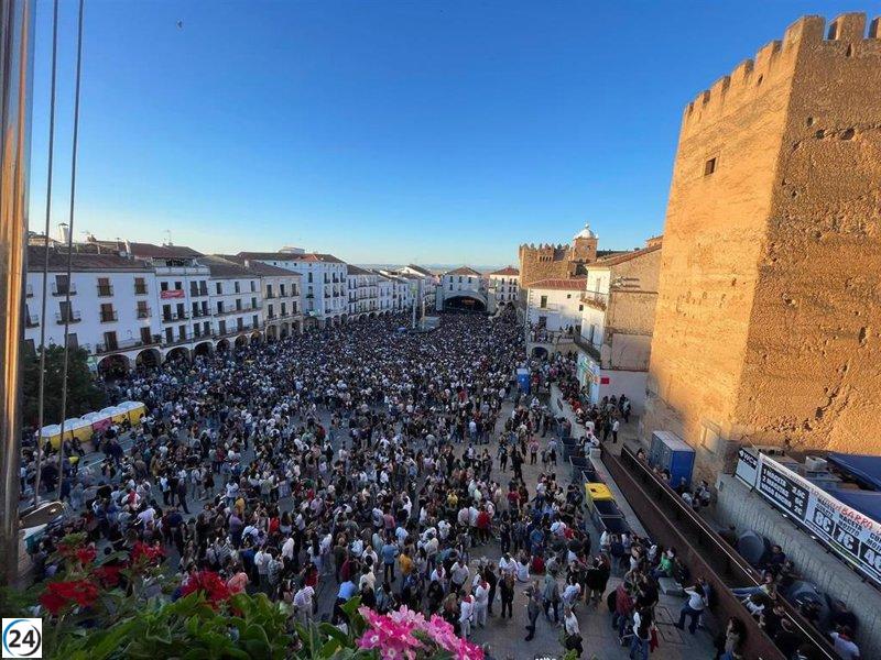 Womad cierra en Cáceres con éxito y sin botellón.