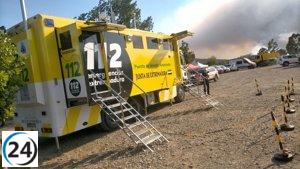 Gran operativo de más de 400 efectivos y 14 medios aéreos combaten el fuego en Hurdes y Gata.