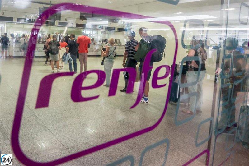 Renfe entrega 13.600 abonos gratuitos en Extremadura en dos meses