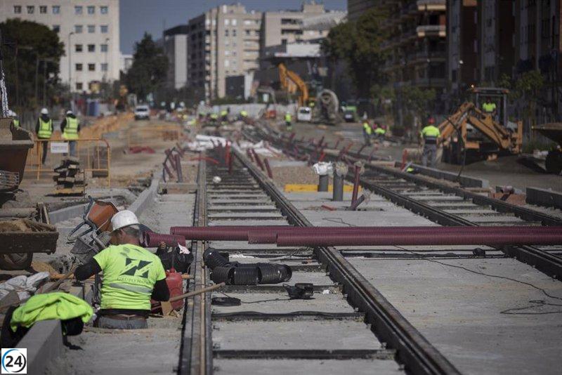 Extremadura inicia jornada reducida de verano en construcción el próximo martes.
