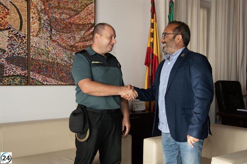 Diputación de Cáceres elogia a la Guardia Civil por su rol vital en la lucha contra la violencia de género.