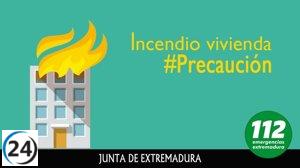 Dos personas sufren crisis de ansiedad durante incendio en Almendralejo.