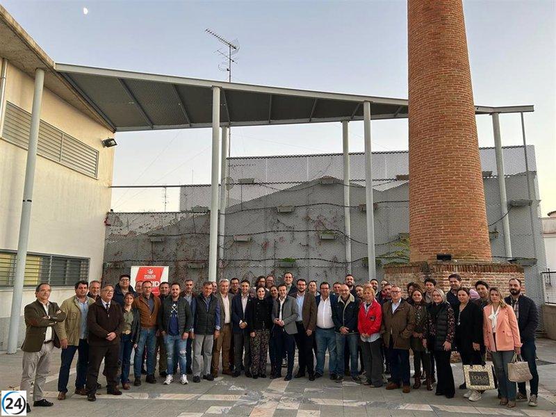 Alcalde de Badajoz concluye reuniones en Villafranca de los Barros