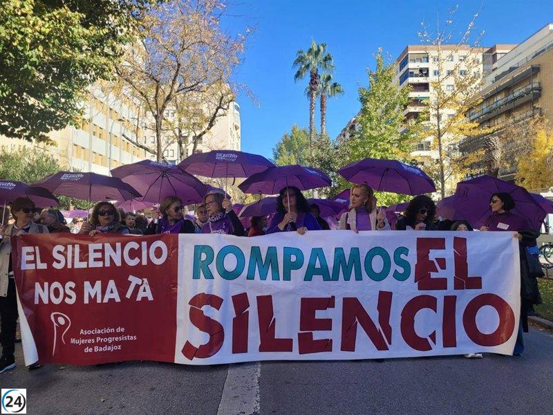 Badajoz se moviliza contra la violencia de género y rechaza discursos negacionistas en protesta de este sábado